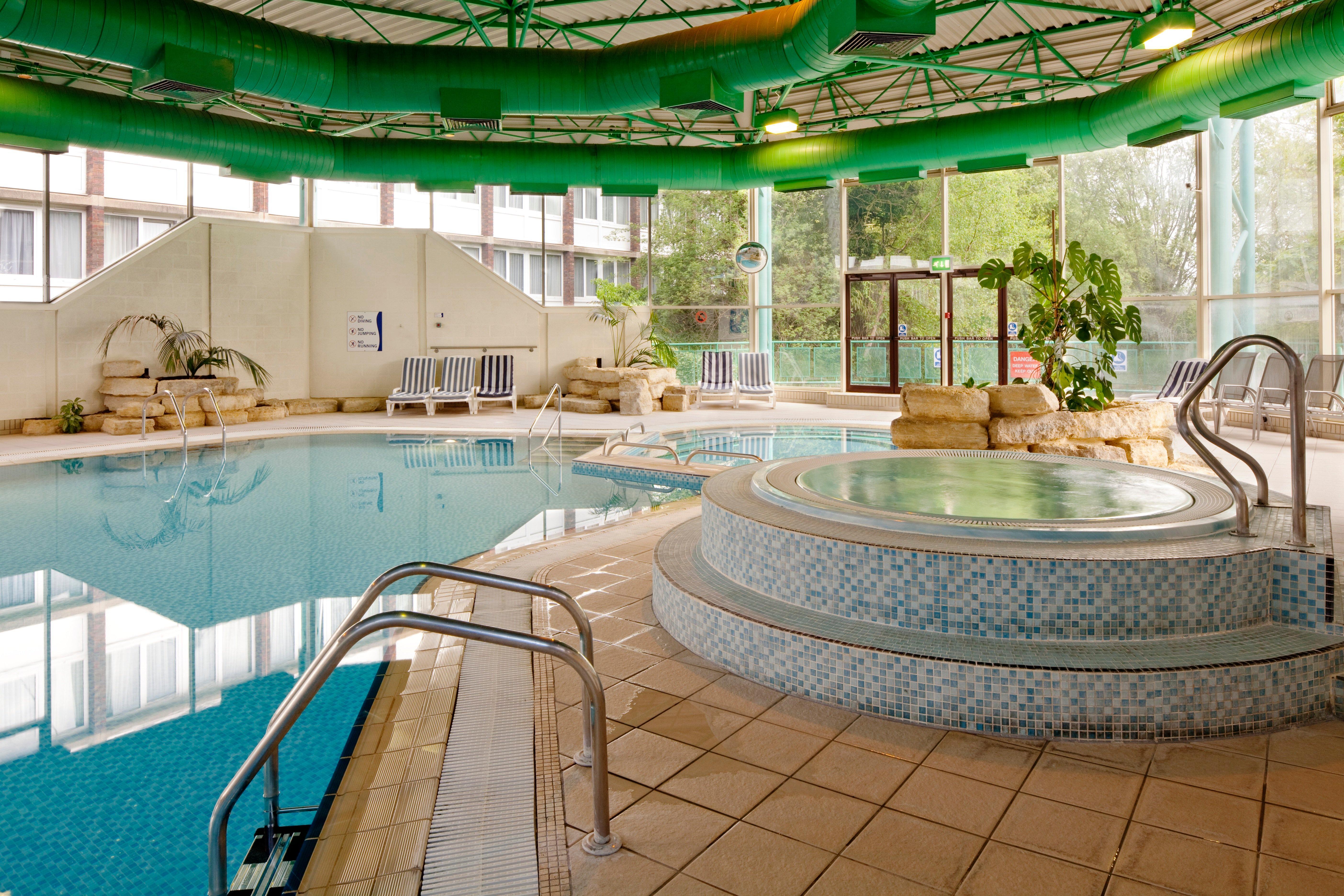 Holiday Inn Maidenhead Windsor, An Ihg Hotel Exterior foto