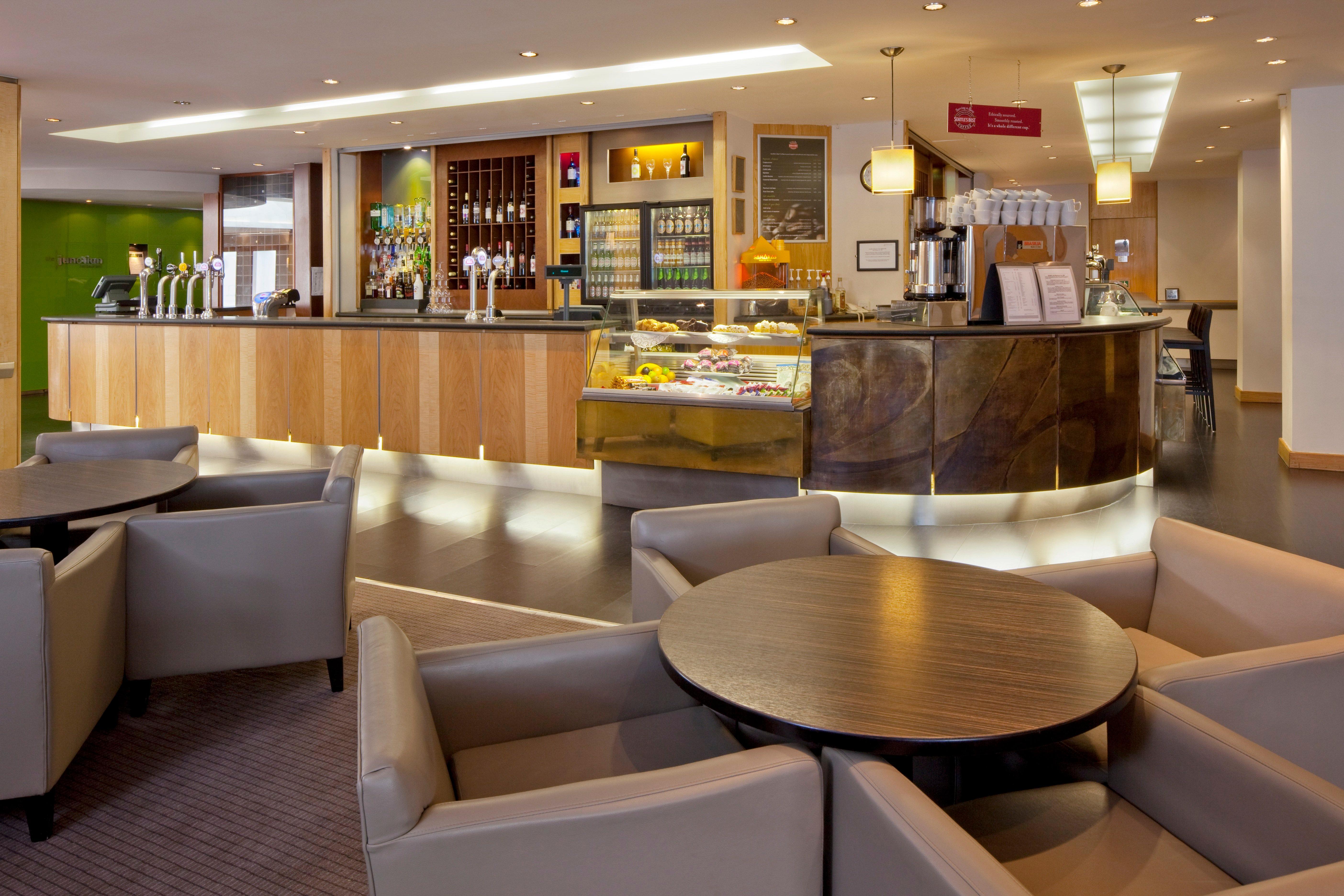 Holiday Inn Maidenhead Windsor, An Ihg Hotel Exterior foto