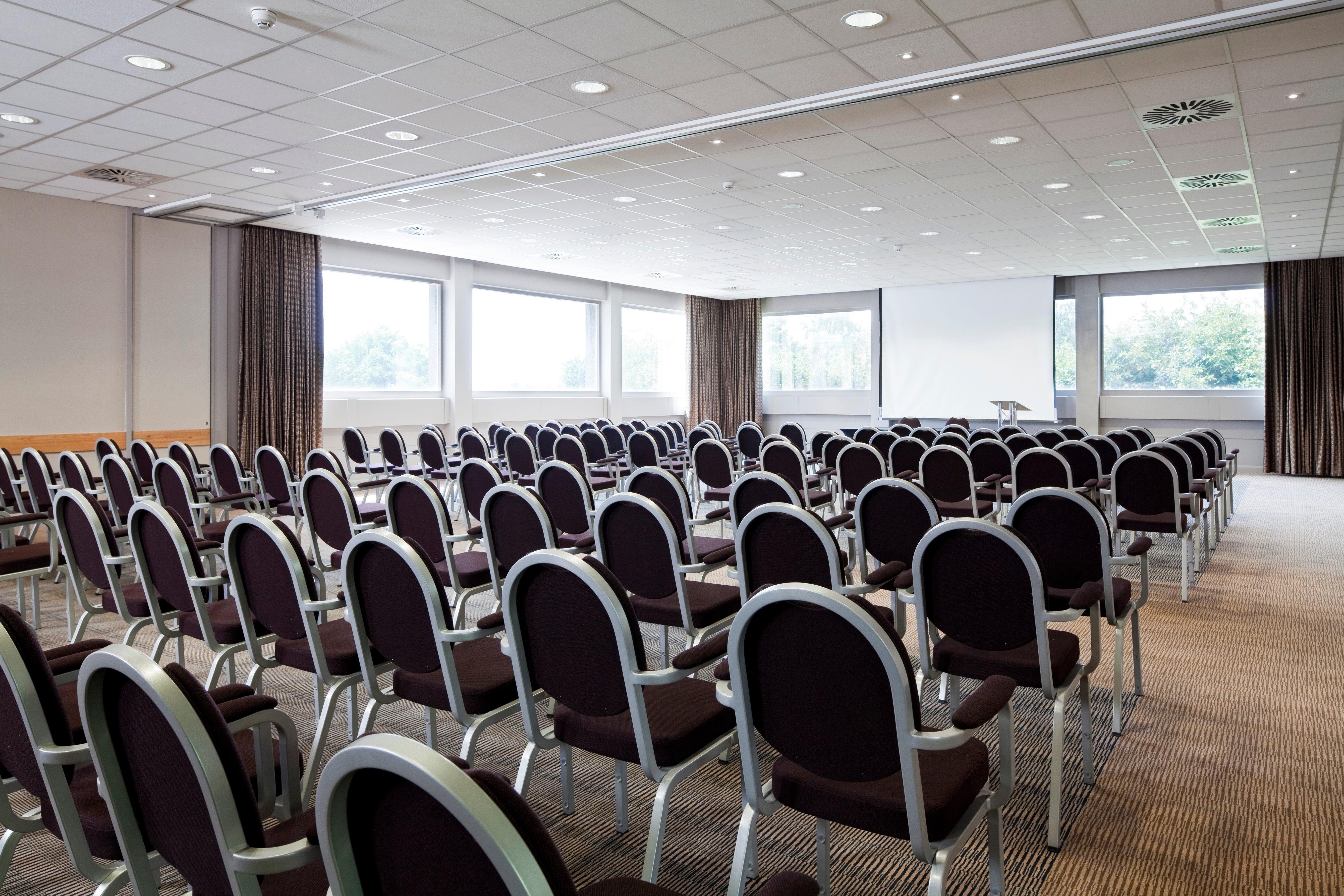 Holiday Inn Maidenhead Windsor, An Ihg Hotel Exterior foto
